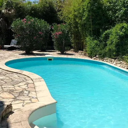 Villa Beautiful In Pool Garden Near Beach