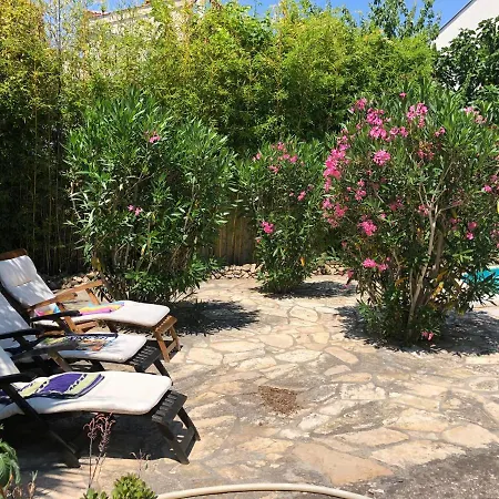 Villa Beautiful In Pool Garden Near Beach Zadar